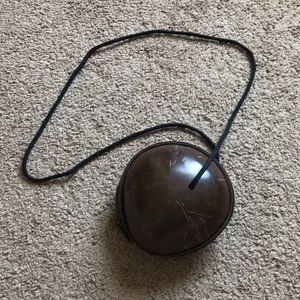 Coconut shell Purse. 🥥